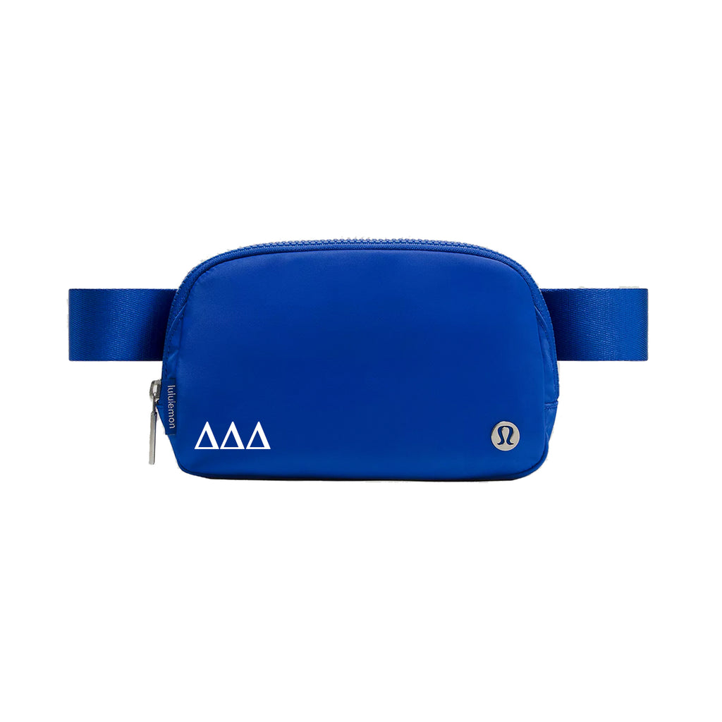 lululemon bag blue Everywhere Crossbody Belt 1L Exterior zippered pocket to secure your valuables Delta Delta Delta lululemon Everywhere
