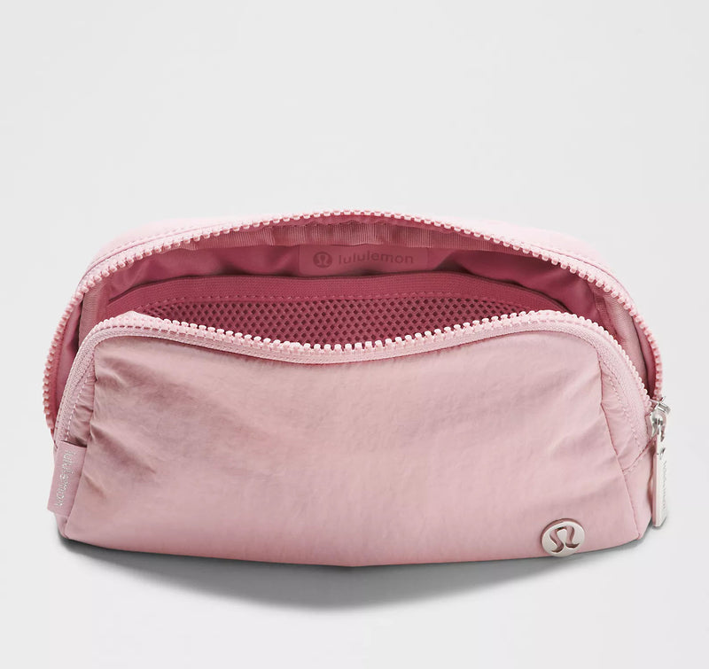 LIMITED EDITION Alpha Omicron Pi lululemon Everywhere Belt Bag - Pink Haze