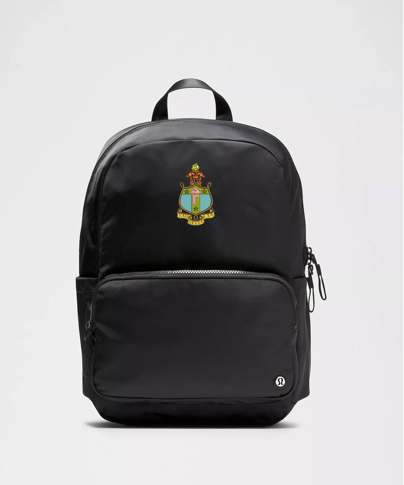 Delta Gamma lululemon Everywhere Backpack 22L - Crest
